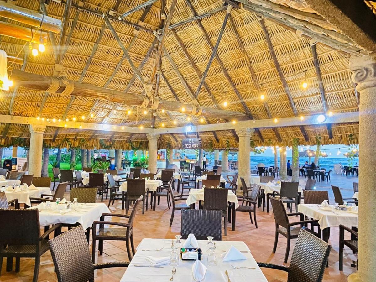 Hotel Tesoro Beach San Luis La Herradura Exterior photo