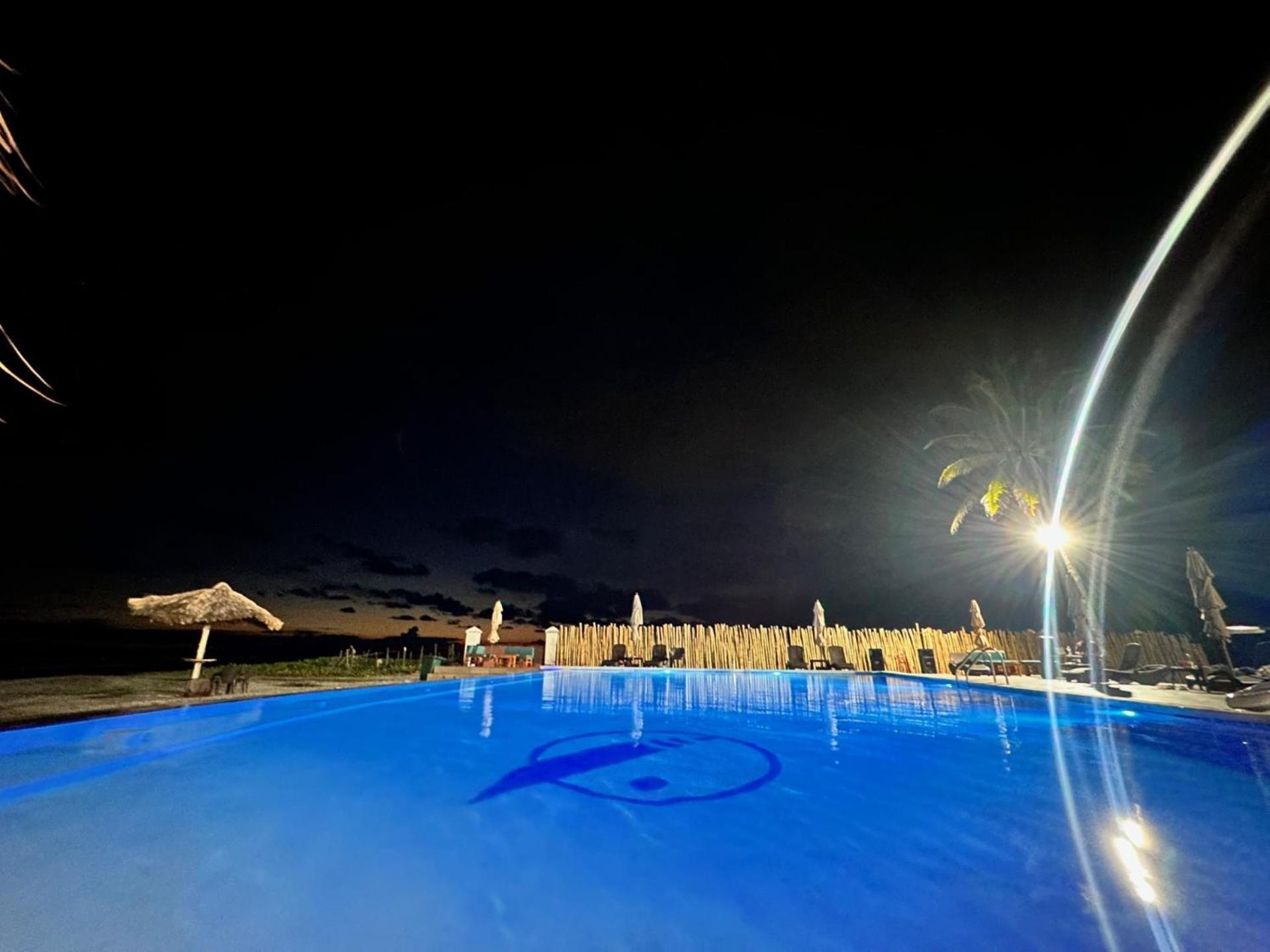 Hotel Tesoro Beach San Luis La Herradura Exterior photo