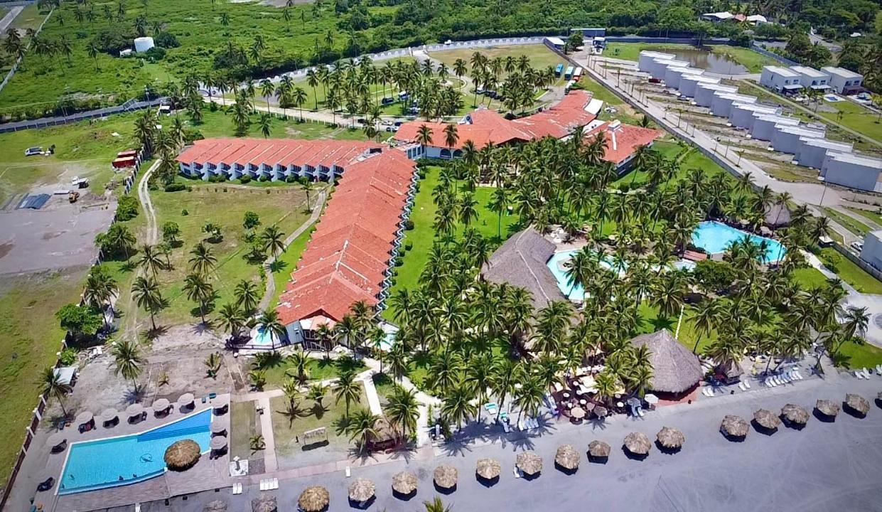 Hotel Tesoro Beach San Luis La Herradura Exterior photo